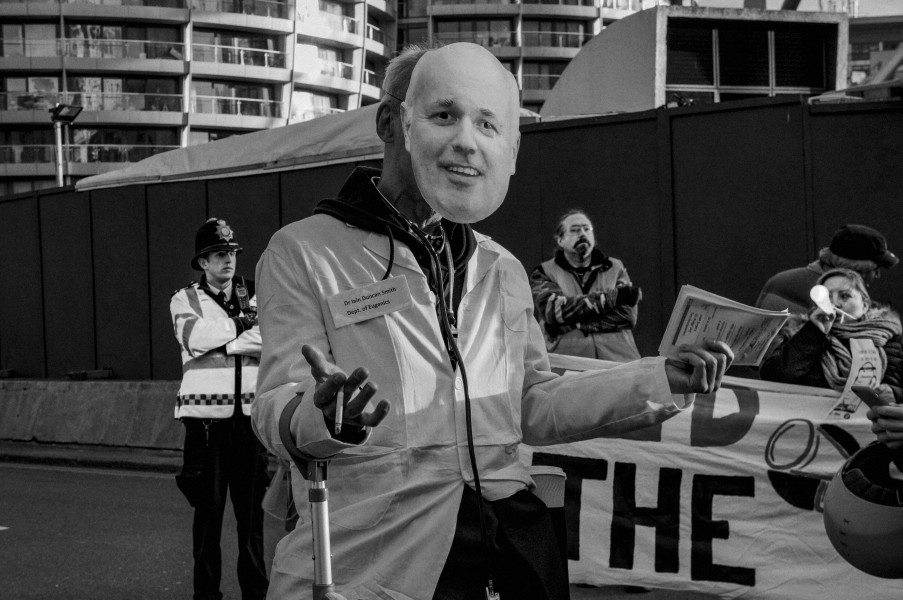 Boycott Workfare, DPAC and Mental Health Resistance Network - 4 March 2016 Road Block, Old Street, London - Photographs by Christopher John Ball