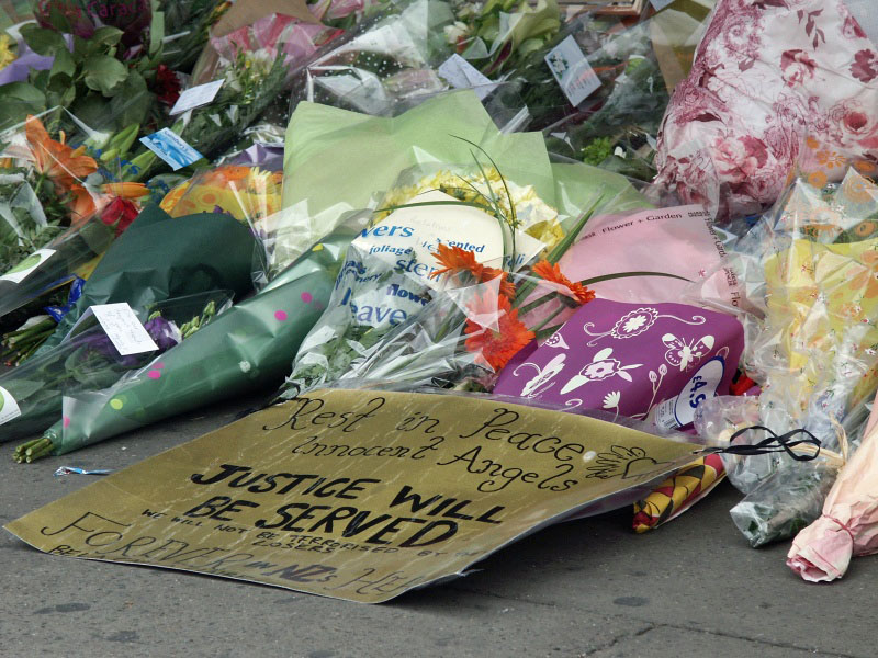 London - A City and its People - Terrorist Bombings, Kings Cross, 9th July 2005 - A photographic study by Christopher John Ball - Photographer and Writer