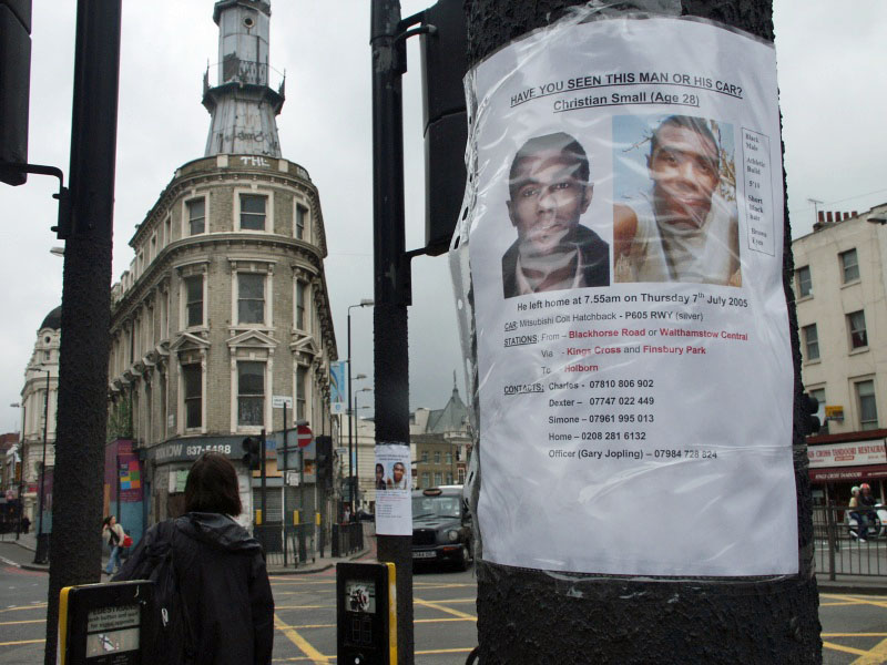 London - A City and its People - Terrorist Bombings, Kings Cross, 9th July 2005 - A photographic study by Christopher John Ball - Photographer and Writer