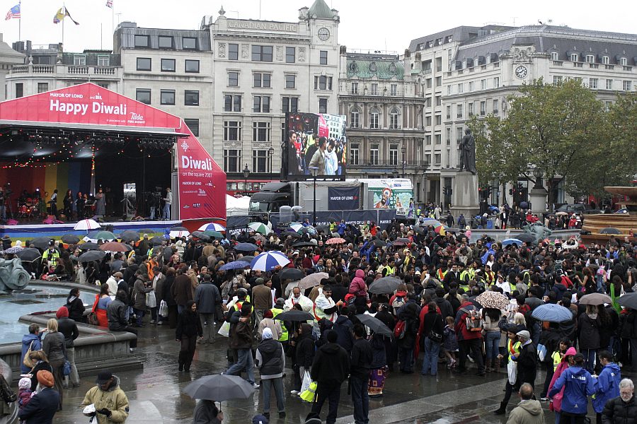 'London - A City and its People' - Mayor's Diwali celebrations in Trafalgar Square October 2007 - A photographic study by Christopher John Ball - Photographer and Writer