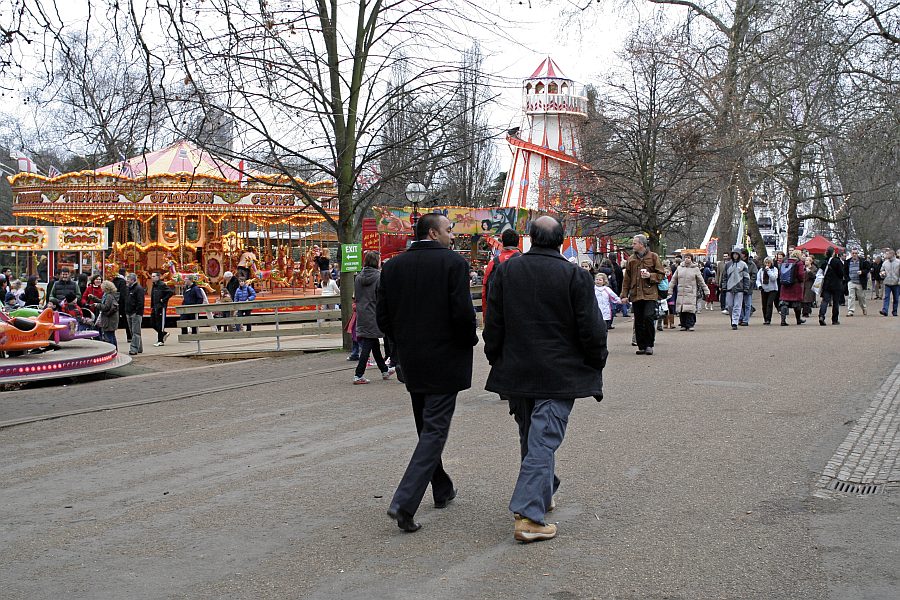 London - A City and its People - Hyde Park - 'Winter Wonderland' 2007/08 - A photographic study by Christopher John Ball - Photographer and Writer