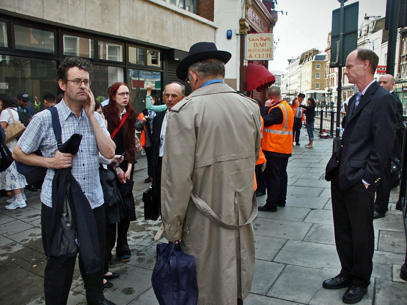 London - A City and its People - Terrorist Bombings, Kings Cross, 7th July 2005 - A photographic study by Christopher John Ball - Photographer and Writer