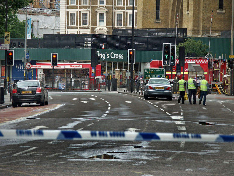 London - A City and its People - Terrorist Bombings, Kings Cross, 7th July 2005 - A photographic study by Christopher John Ball - Photographer and Writer